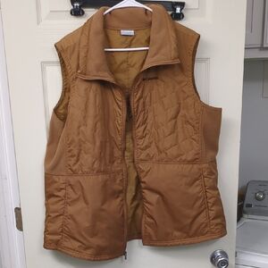 Columbia Quilted Vest in Camel